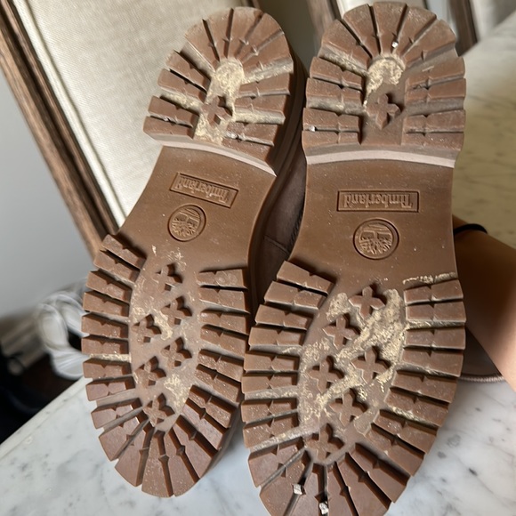 Suede waterproof timberland boots - Picture 7 of 8